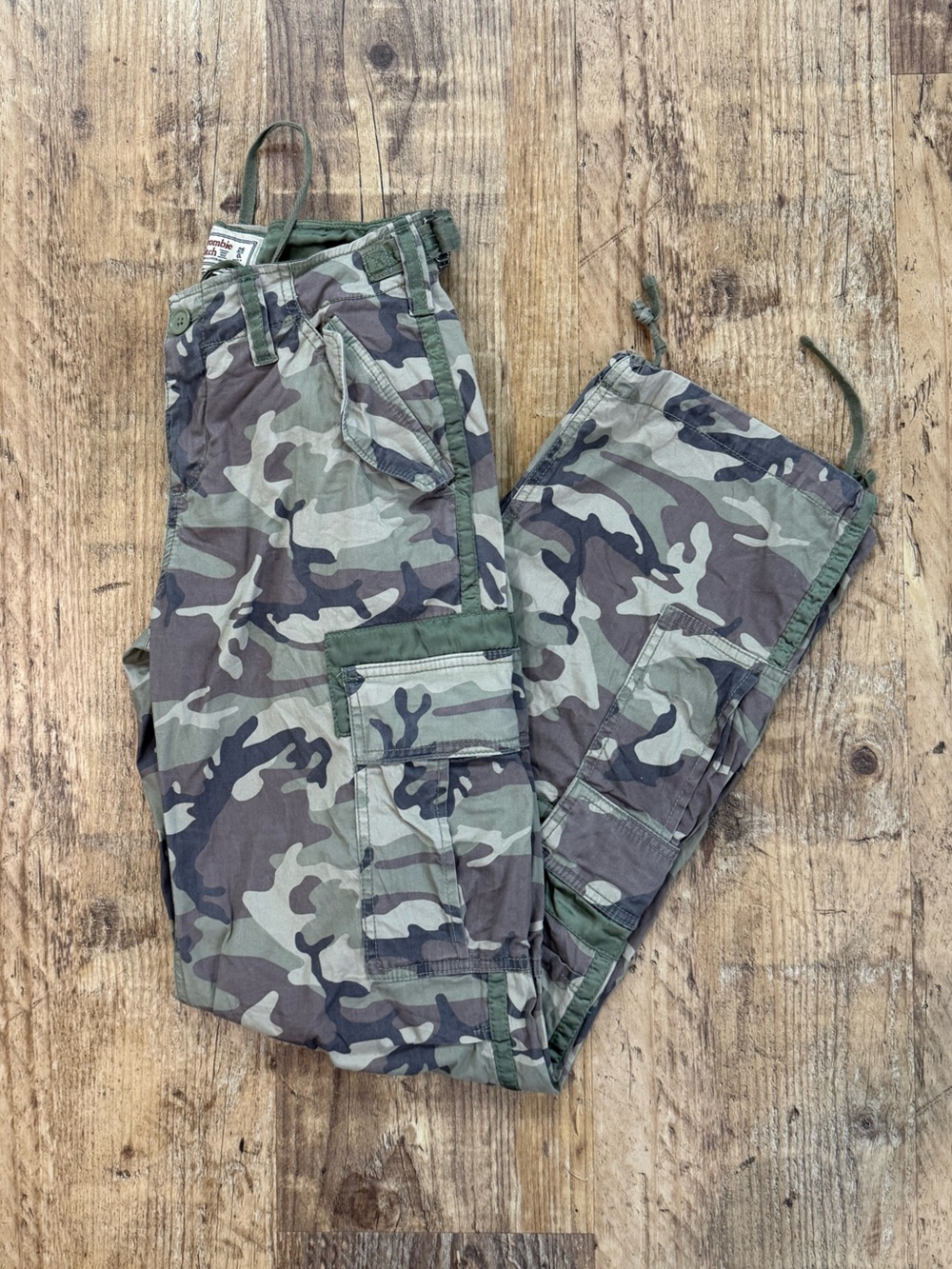 Abercrombie & Fitch Camo Cargo Pants